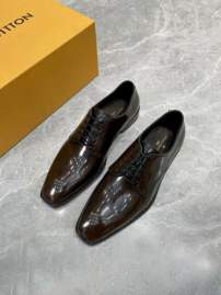 Picture of Louis Vuitton Shoes _SKULVsz38-46mnf036914197